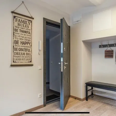 Lovely 1 Bedroom Center. Lejlighed *